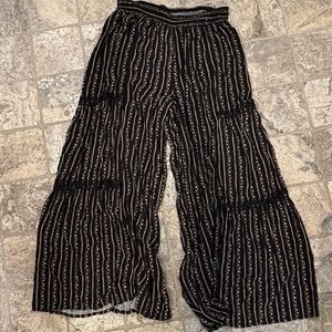 Black and White Wide Leg Pants